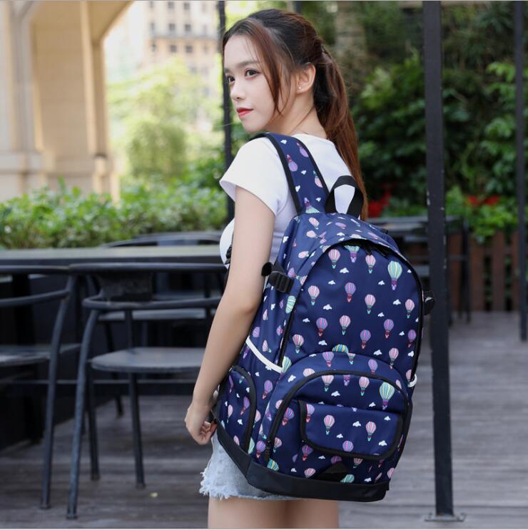 How to Choose the Backpack for Girls and Women? and How to Match Girls & Women Backpack ?