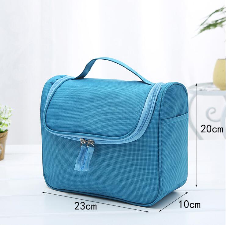 size of travel makeup bag