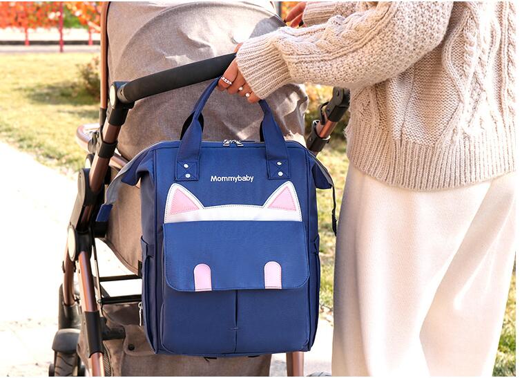 model show of blue mommy bag