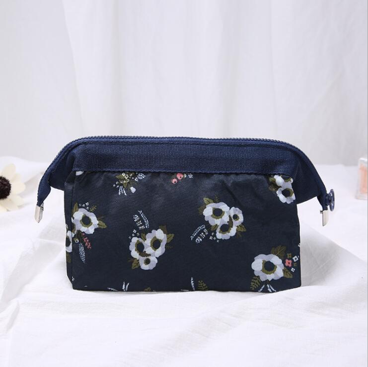 Wholesale Portable Household Women Cosmetic Pouch Bag