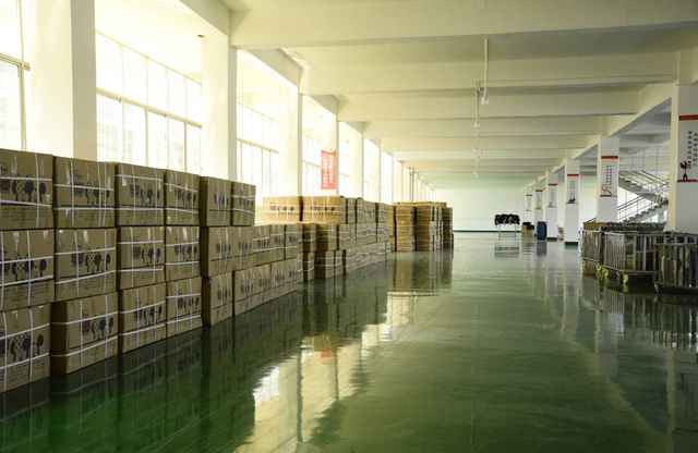 Fininshed Packing Warehouse for Bags