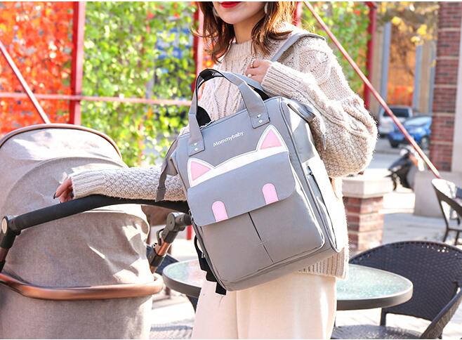 model show of grey mommy bag
