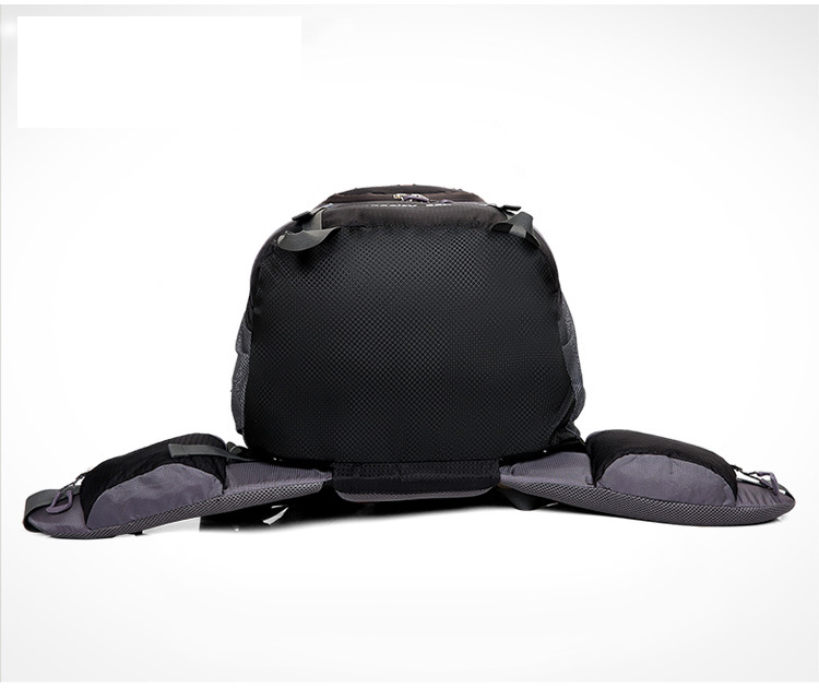 outdoor hiking backpack4